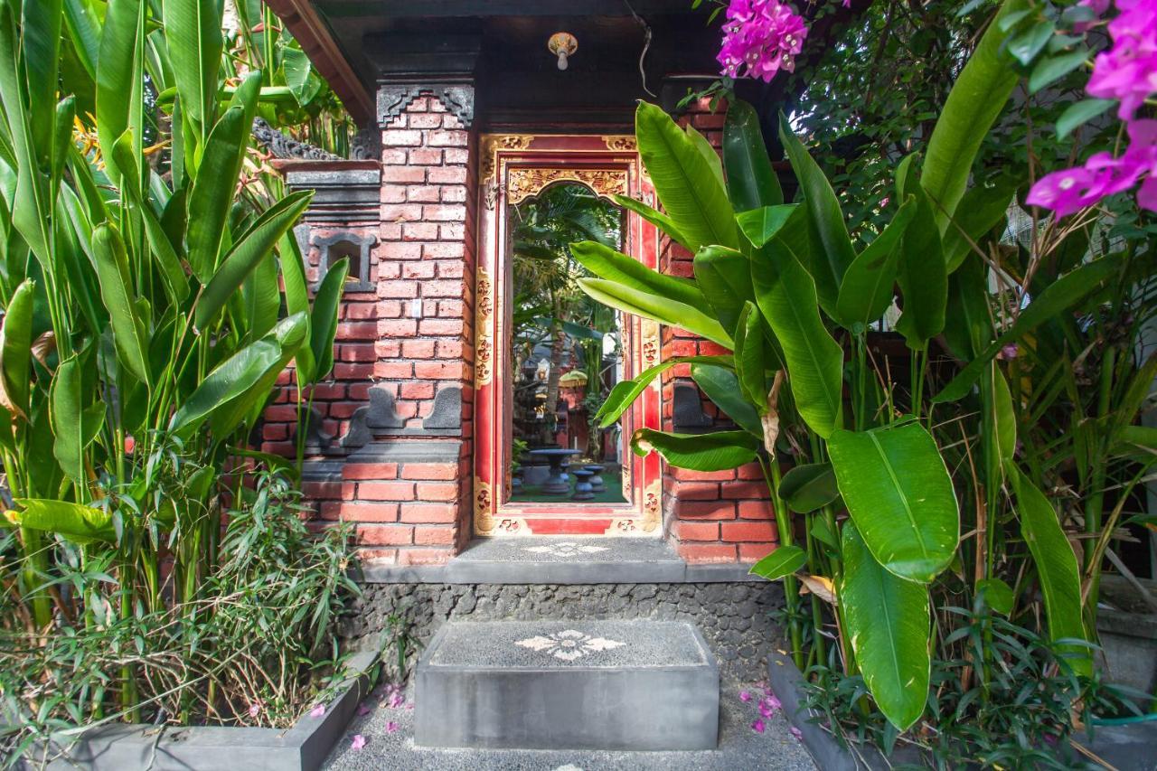 Pondok Taksu Bali Кута Экстерьер фото
